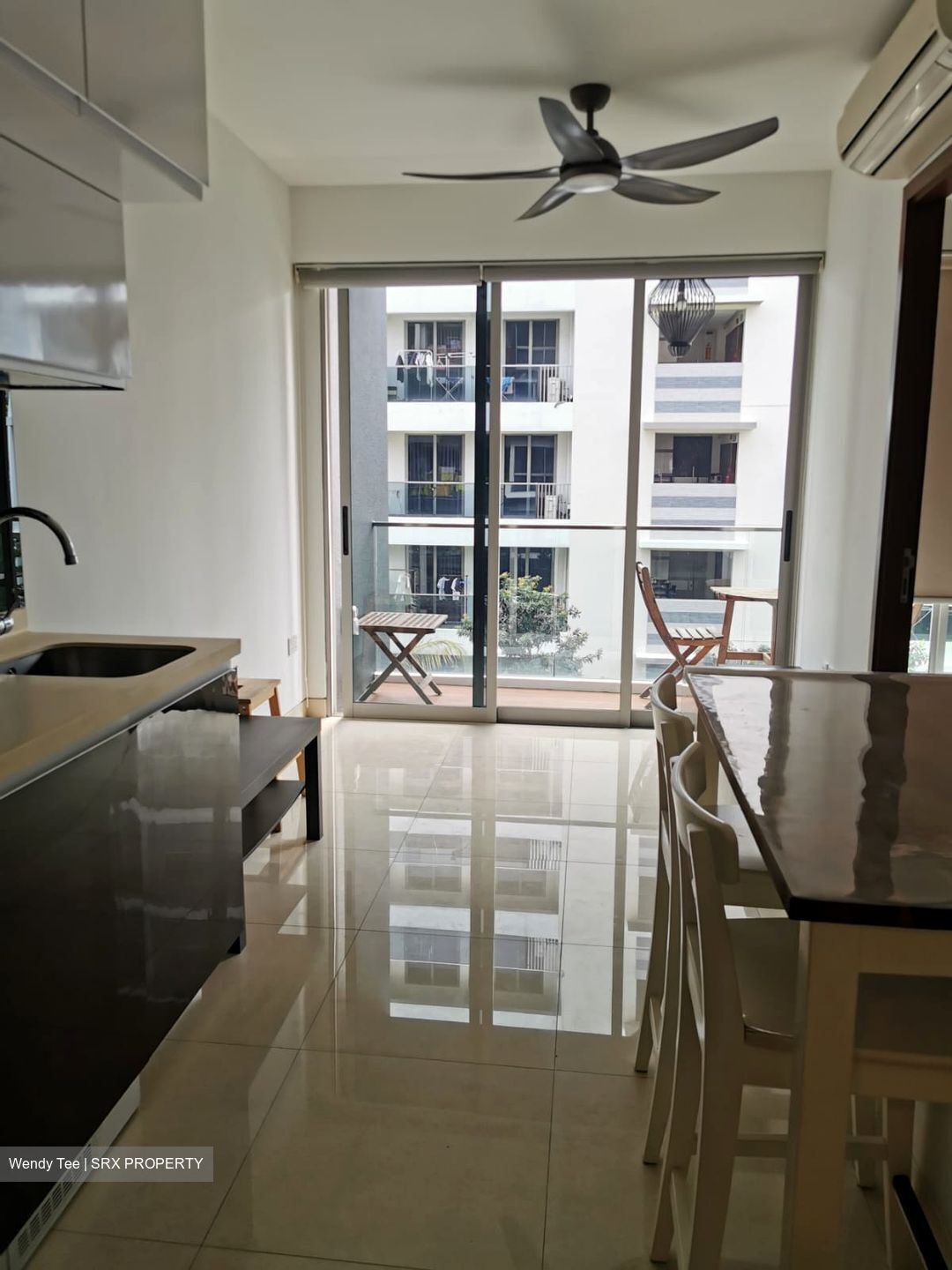 Centra Residence (D14), Apartment #425467021